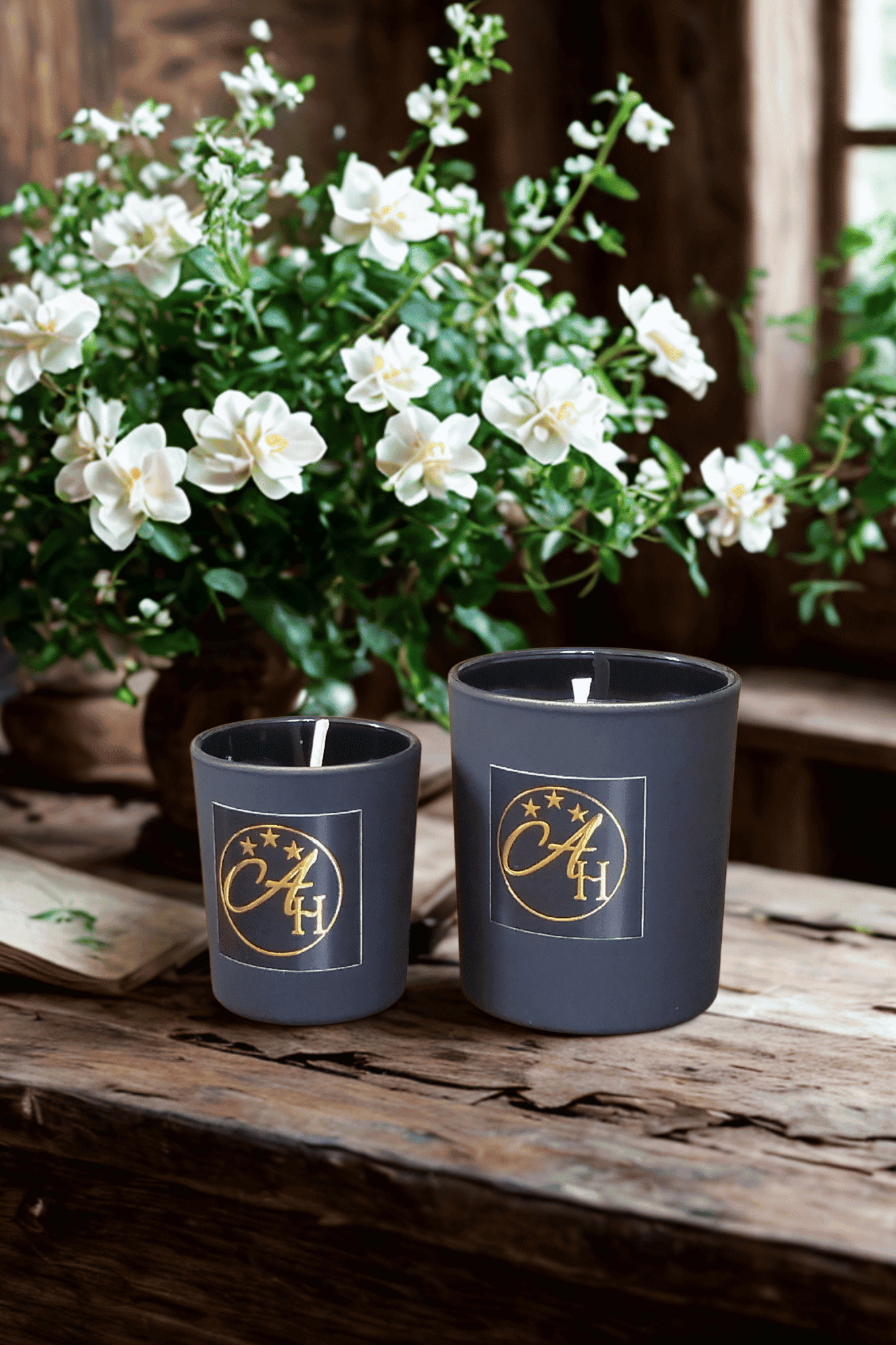 Bougie Elegance parfum Jasmin - Verre noir au design minimaliste